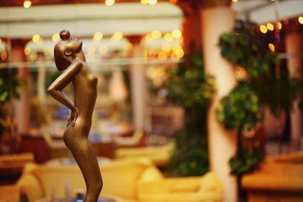 Galerie Royale Hotel Прага Екстериор снимка