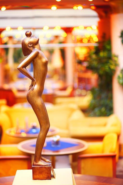 Galerie Royale Hotel Прага Екстериор снимка